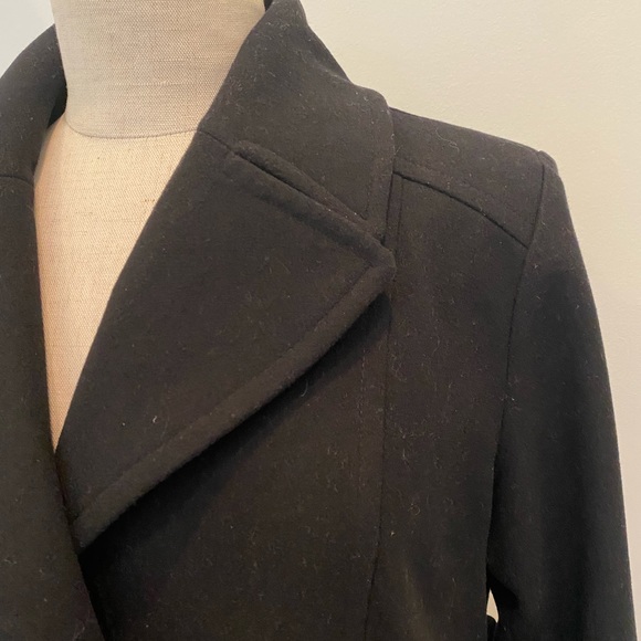 MiCHAEL Michael Kors Womens Black Coat w Gold Buttons / Belted / Size 12 - Picture 11 of 15